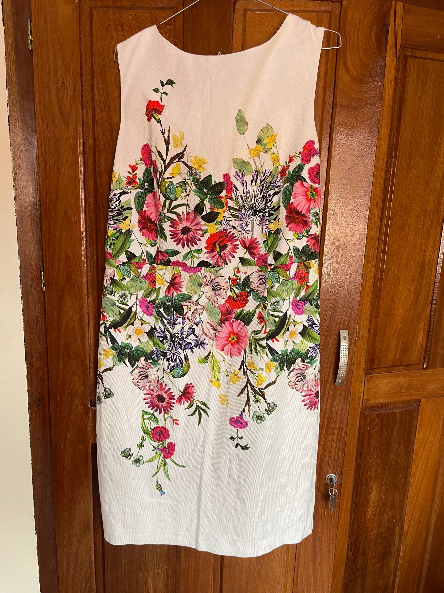 Robe Phase Eight