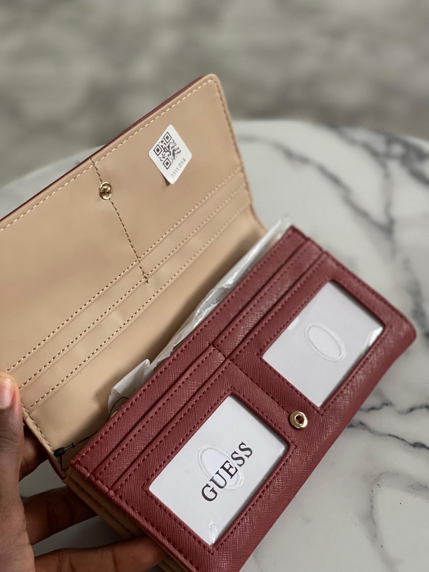 PORTE FEUILLE GUESS