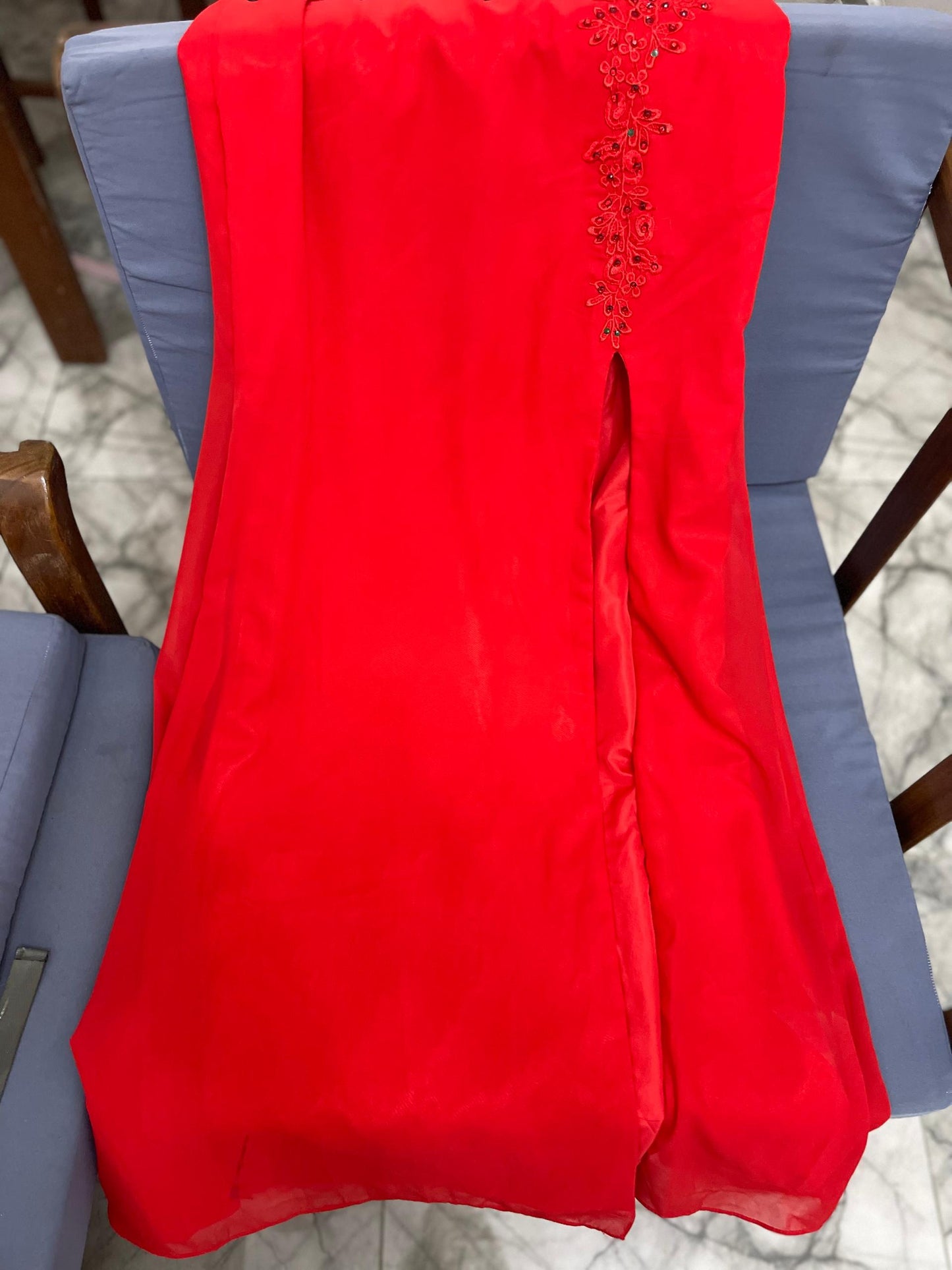 ROBE