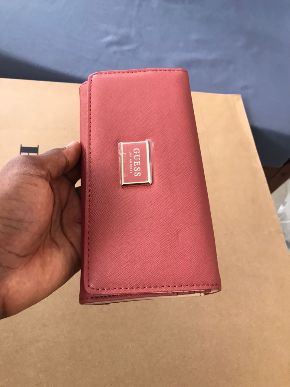 Pochette Guess
