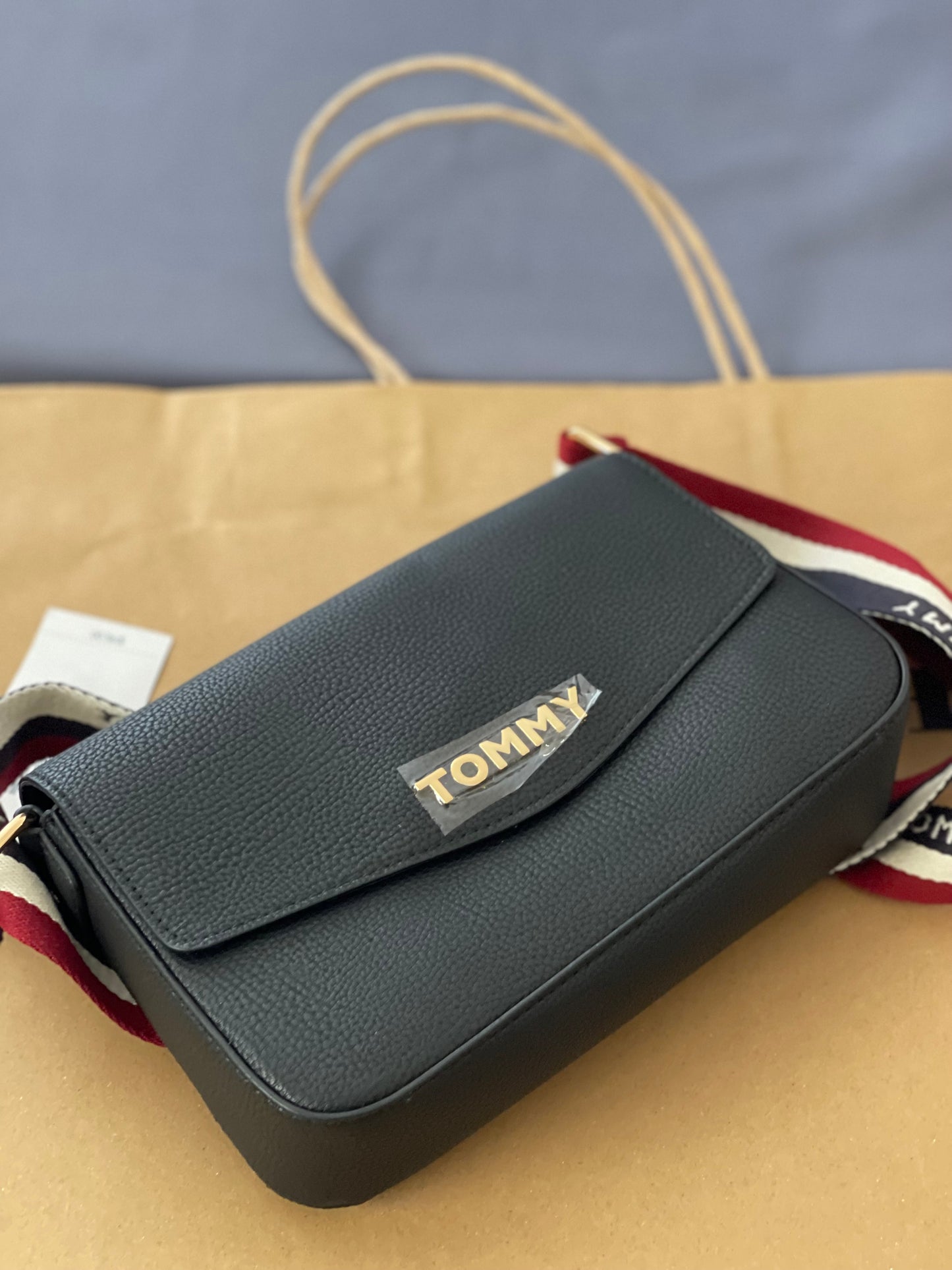 Crossbody Tommy H