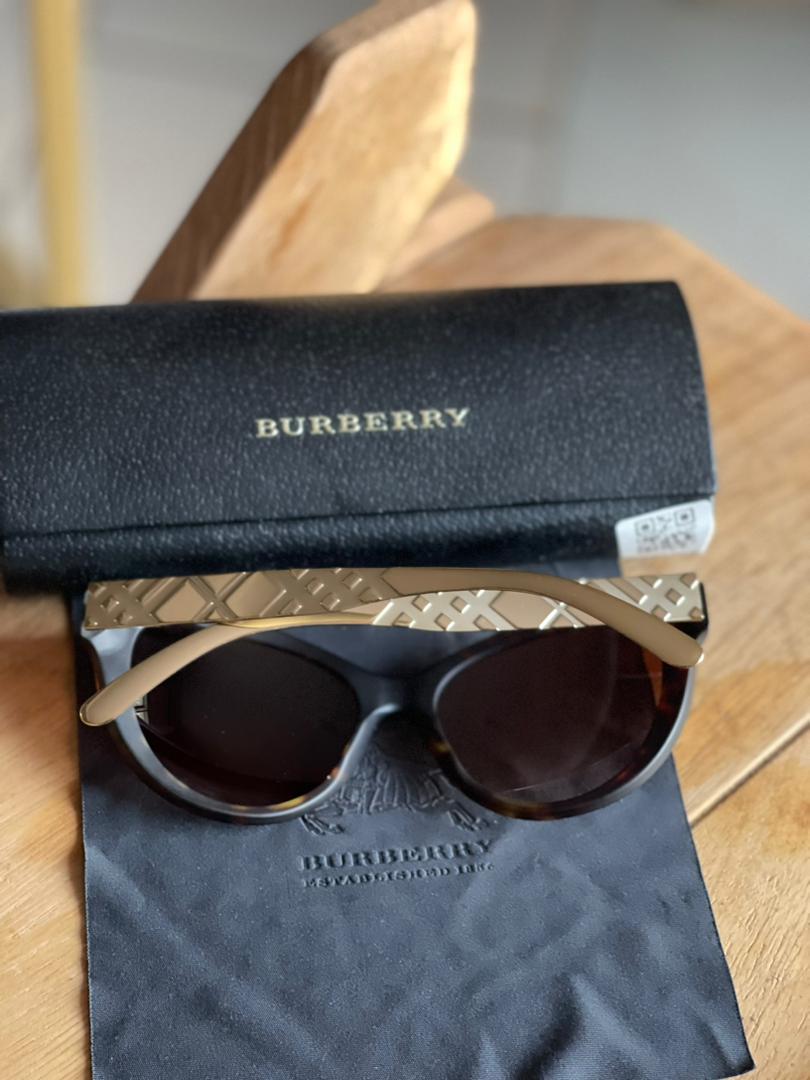 Lunette BURBERRY