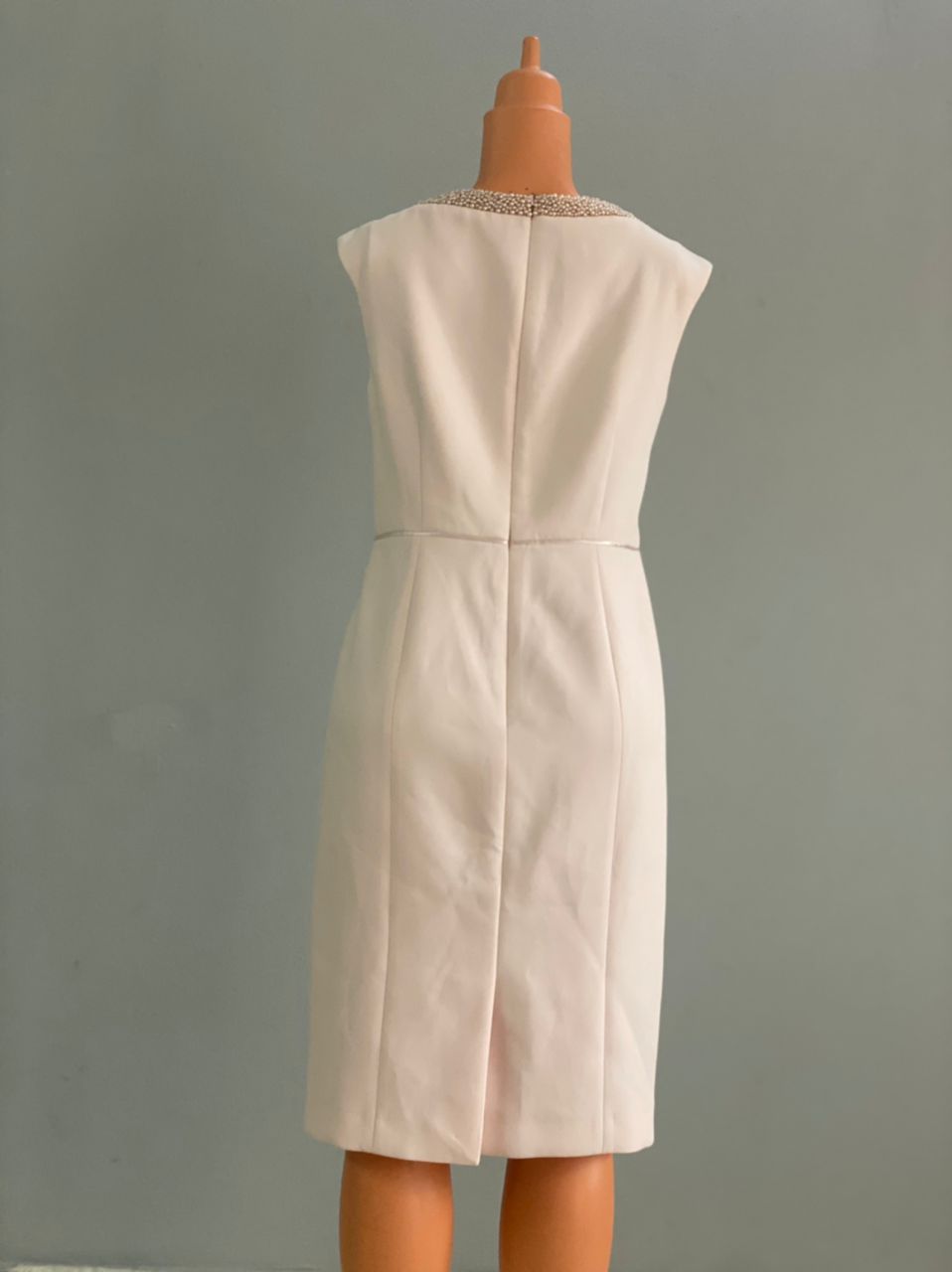 Robe - HOBBS